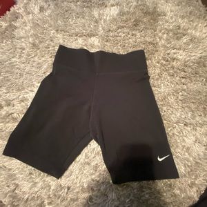 Black Nike shorts